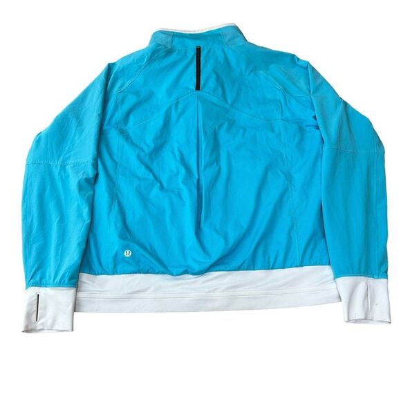 Lululemon Women’s 12 Track Attack Full Zip Windbreaker Jacket Aqua Blue‎ Sporty - Picture 8 of 15